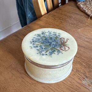 Genuine Alabaster Round Box